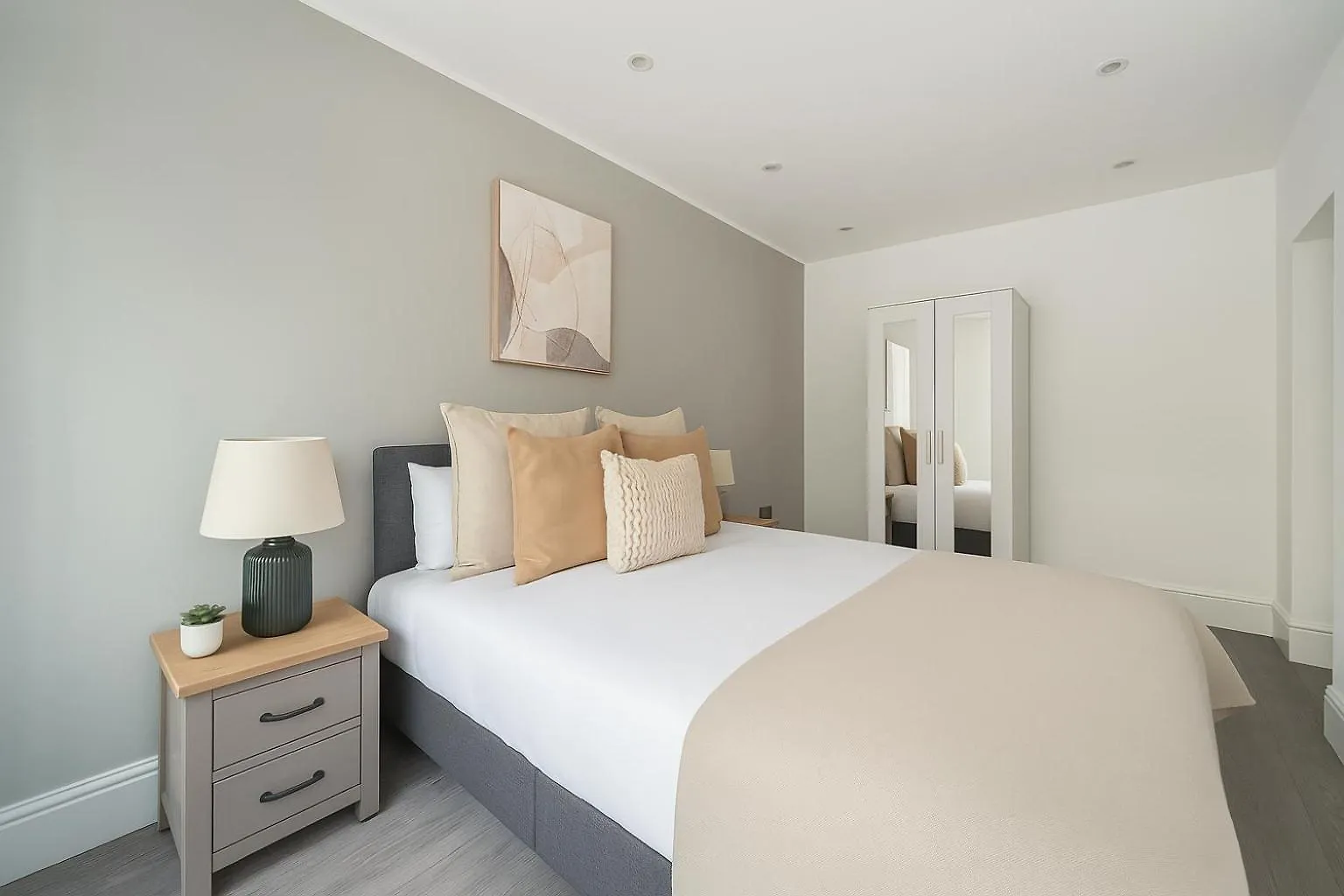 Amazing Flat Near Golders Green - Great Transport Links London Apartment