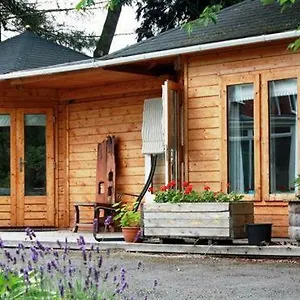  Chalet The Redlands